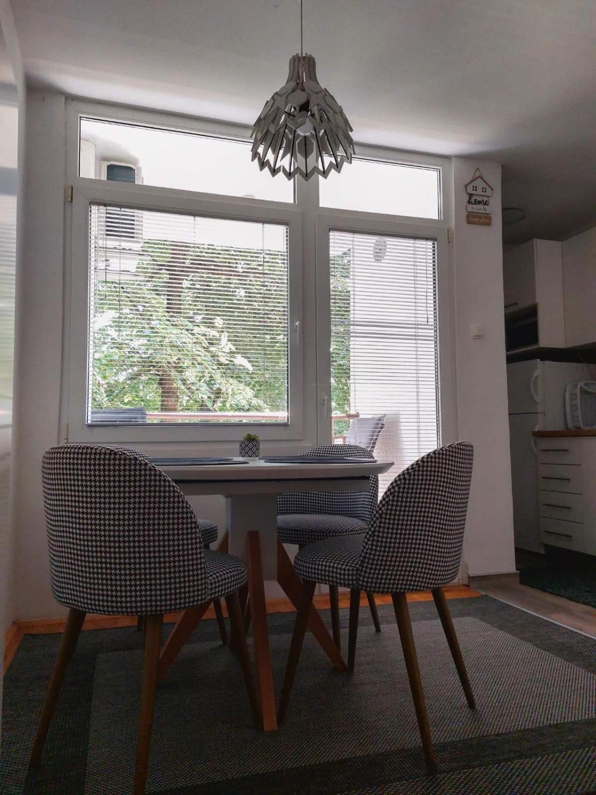 Apartman Rejna SJJ Esterno foto